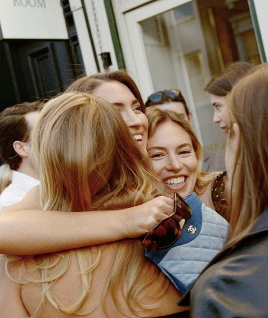 How to Make Female Friends in Amsterdam: A Thoughtful Guide